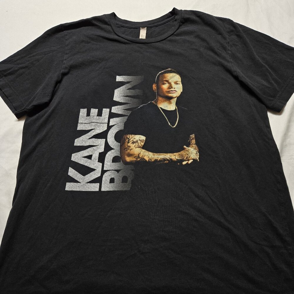 Kane Brown 'Black on Tour' T-shirt (XL)